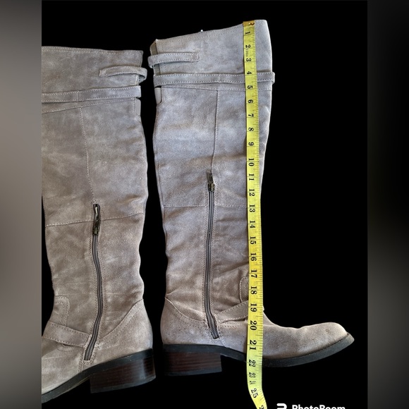 Marc Fisher tan knee tan boots size 7. 5 M - Picture 3 of 7